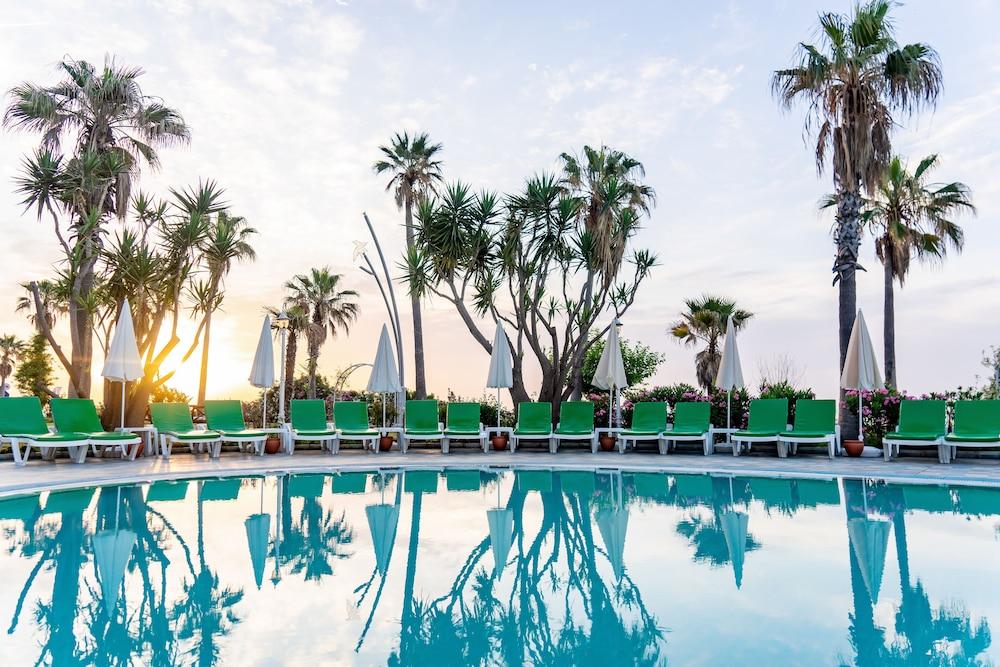 Labada Beach Hotel Çamyuva Kültér fotó