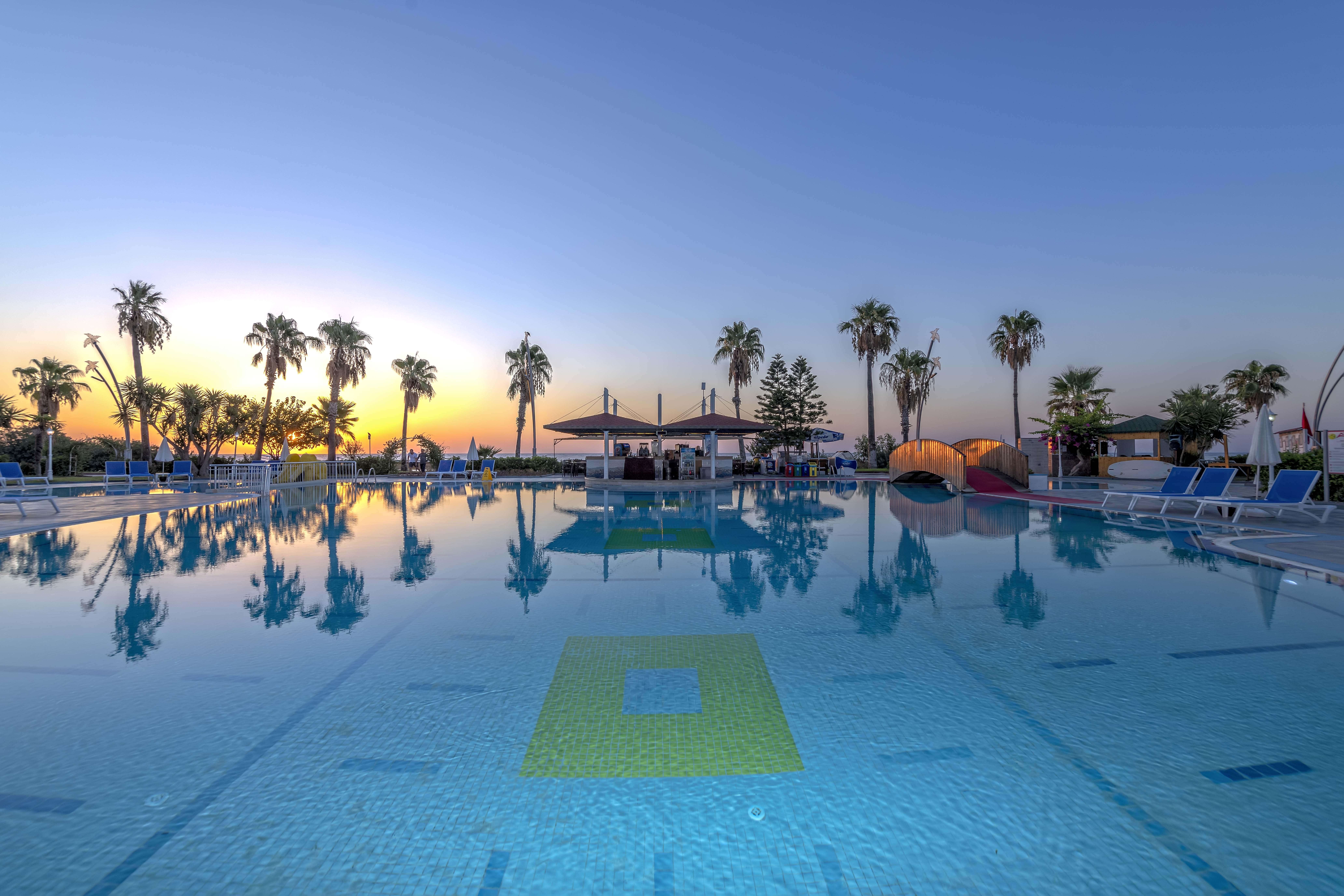 Labada Beach Hotel Çamyuva Kültér fotó